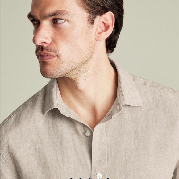 Charles Tyrwhitt Men's Beige Short Sleeve Shirt - Picture 3 of 5